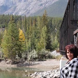 Meet your Posher, Joy